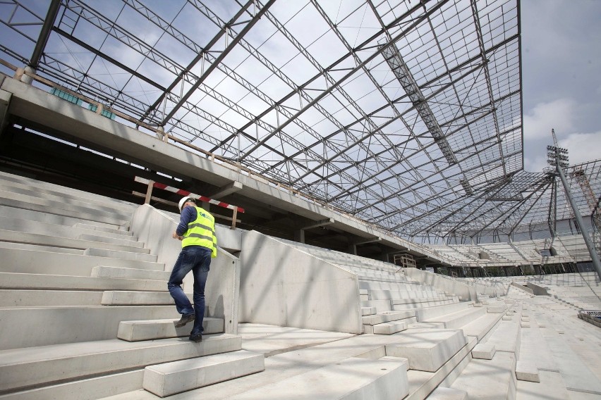 Stadion Górnika Zabrze: Praca na budowie wre! [ZDJĘCIA i WIDEO]