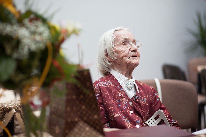 Emilia Brączyk wczoraj obchodziła 105 urodziny! Starsza pani...