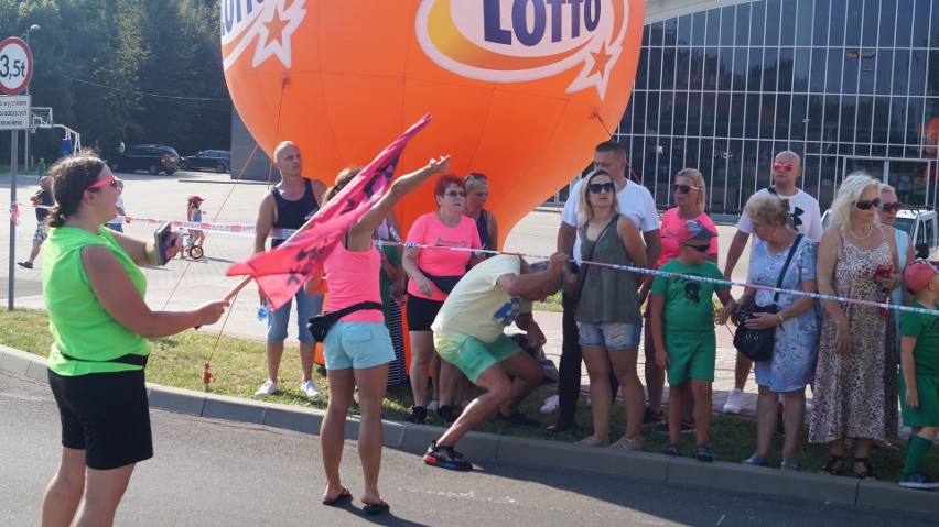 Tour de Pologne 2017 w Jastrzębiu. Kolarze mkną przed siebie