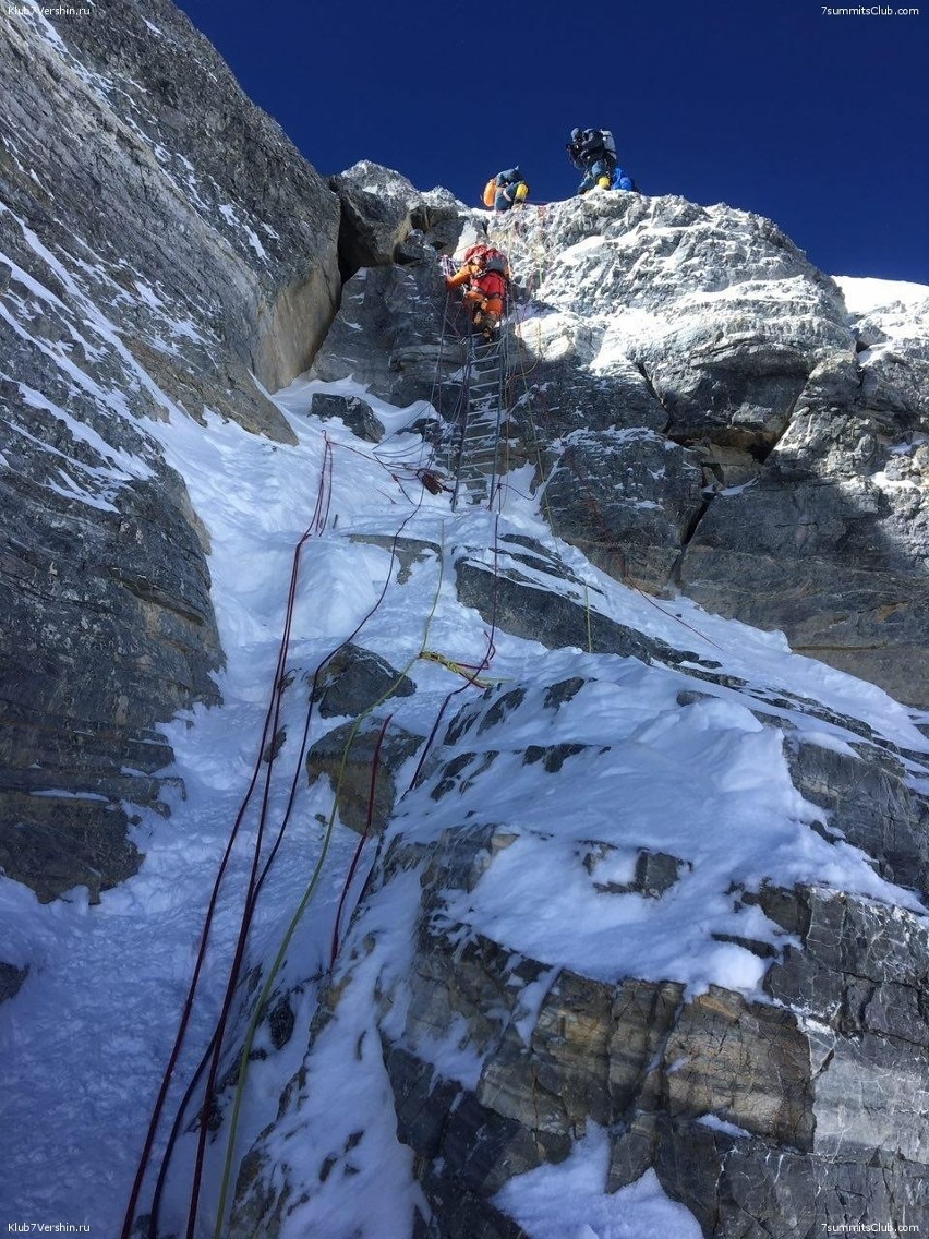 Kielecki przedsiębiorca i społecznik Kamil Suchański zdobył Mount Everest