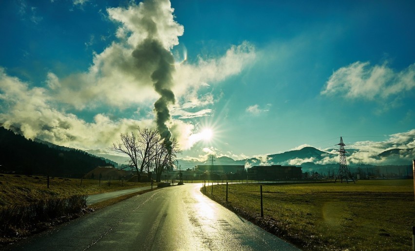 Opłata klimatyczna w Szczyrku zostanie zniesiona? Sprawa trafiła do sądu. "Jest ona bezprawna ze względu na zanieczyszczenie powietrza"