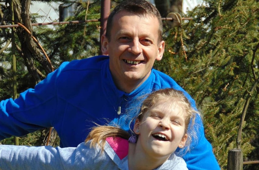Zbigniew Kazała wraz ze swoją 11-letnią córką Karolinką.
