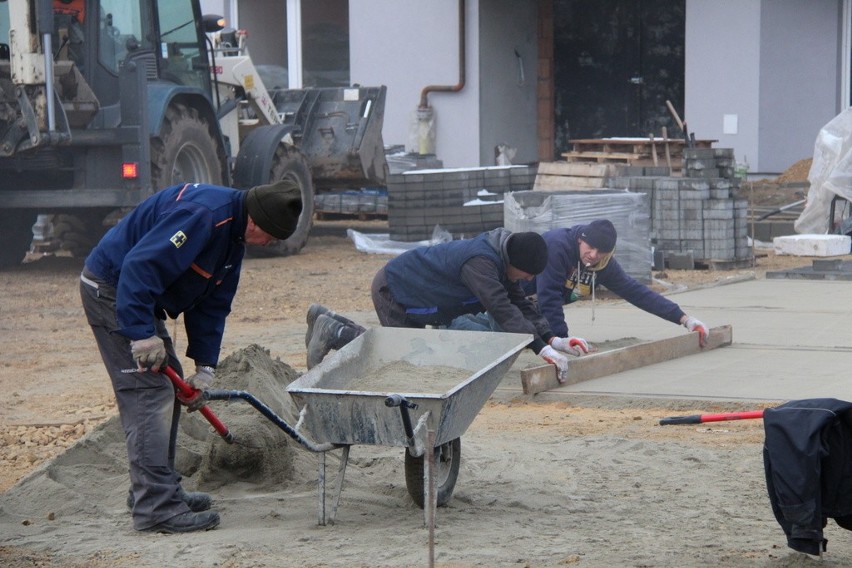 Blok z nowymi mieszkaniami powstał w dzielnicy Ząbkowice