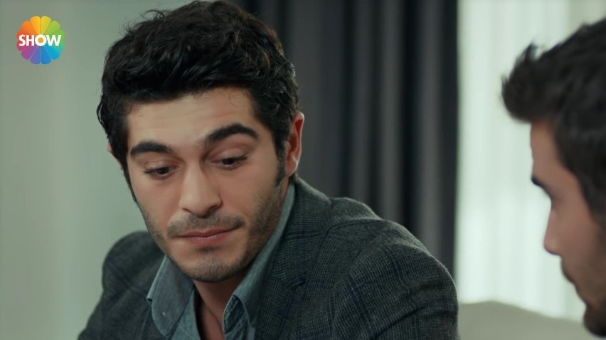 "Miłosne potyczki" odcinek 52. Murat chce skrzywdzić Hayat? Azime pokaże mu list od matki? [STRESZCZENIE ODCINKA]