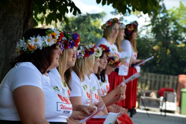 Jubileusz 70-lecia Koła Gospodyń Wiejskich w Wiśniewce świętowała cała lokalna społeczność