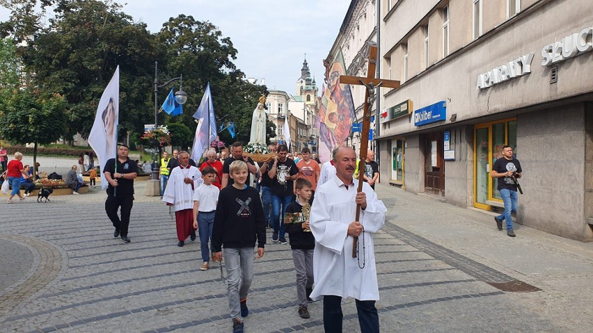 W sobotę, 1 lipca Męski Różaniec przeszedł ulicami Przemyśla