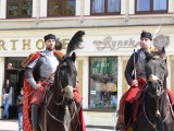 Rok turystyczny rozpoczęty w Sandomierzu. Król Stefan Batory wjechał na Rynek