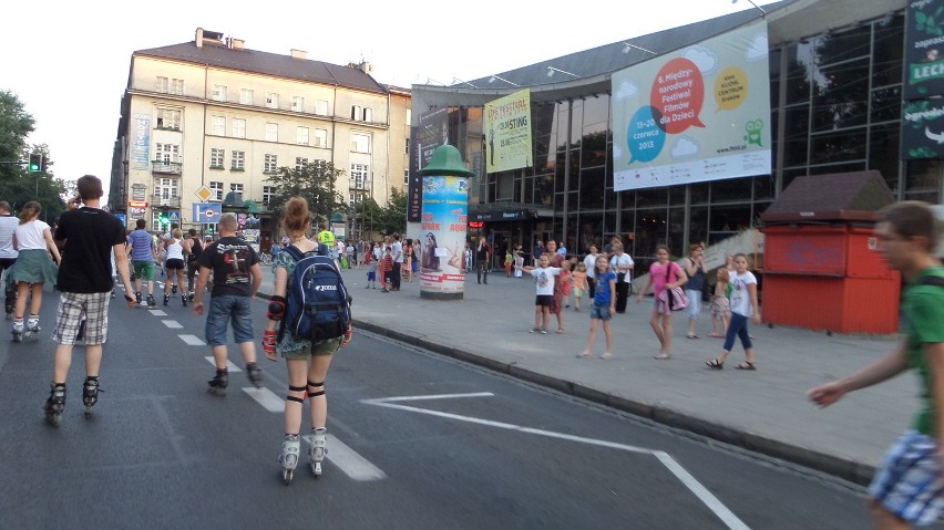 Impreza z cyklu Kraków, rolki i My, przejazd pt. Na rolkach...