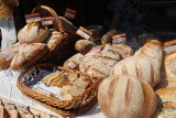 Święto Chleba na placu Wolnica: pachnie świeże pieczywo, leje się dobre wino [ZDJĘCIA, WIDEO]