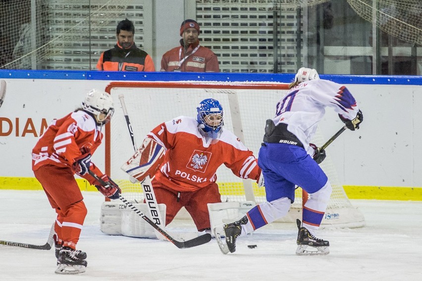 MŚ U-18 Dywizji 1B w hokeju: Polska - Norwegia 0:1 ZDJĘCIA Biało-Czerwone zaczęły mistrzostwa w Katowicach od porażki