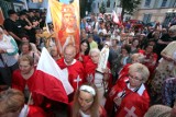 "Golgota Picnic": protest przed Teatrem Nowym [ZDJĘCIA]