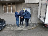 Pobili dwie osoby na ul. Mariackiej w Katowicach. Po niespełna 4 miesiącach zatrzymała ich policja. Grozi im 5 lat więzienia