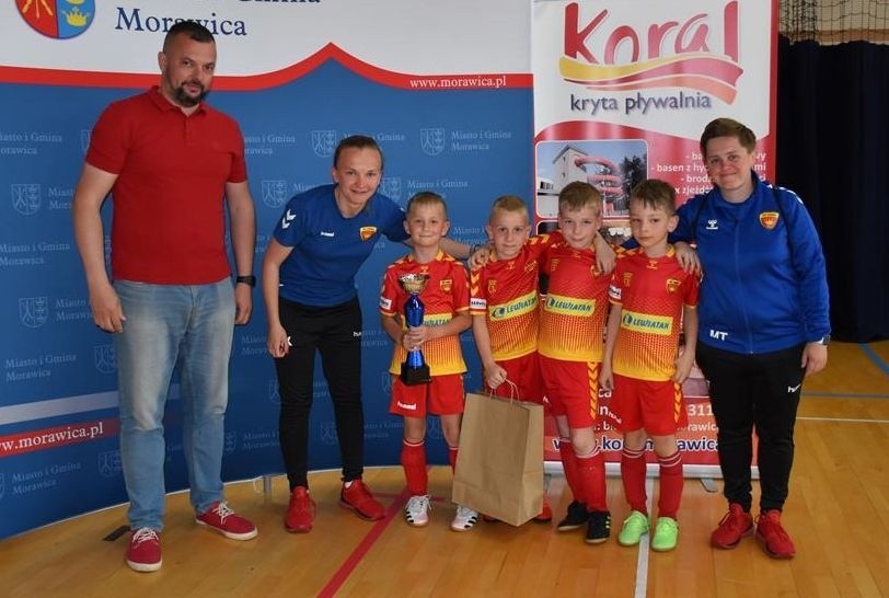 Ciekawy turniej trójek odbył się w Bilczy. Wygrali młodzi piłkarze KKP Korona. Zobaczcie zdjęcia