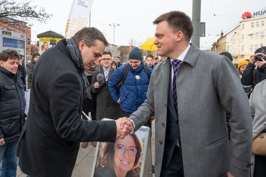 Szymon Hołownia, niezależny kandydat na prezydenta Polski,...