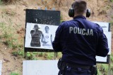Policjanci z Bytowa ćwiczą strzelanie (ZDJĘCIA)