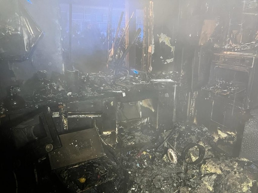 Tragiczny pożar domu w Choroszczy. W płomieniach zginęły cztery osoby. Nie żyje mężczyzna i trójka dzieci