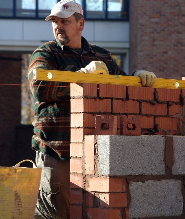Jeszcze nie tak dawno Ukraincy w Polsce najczęściej byli najmowani na czarno do prac budowlanych.