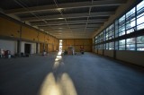 Bielsk Podlaski. Przy II LO trwa budowa hali sportowej. Zobacz jak wygląda w środku i z zewnątrz [7.7.2022][ZDĘCIA]