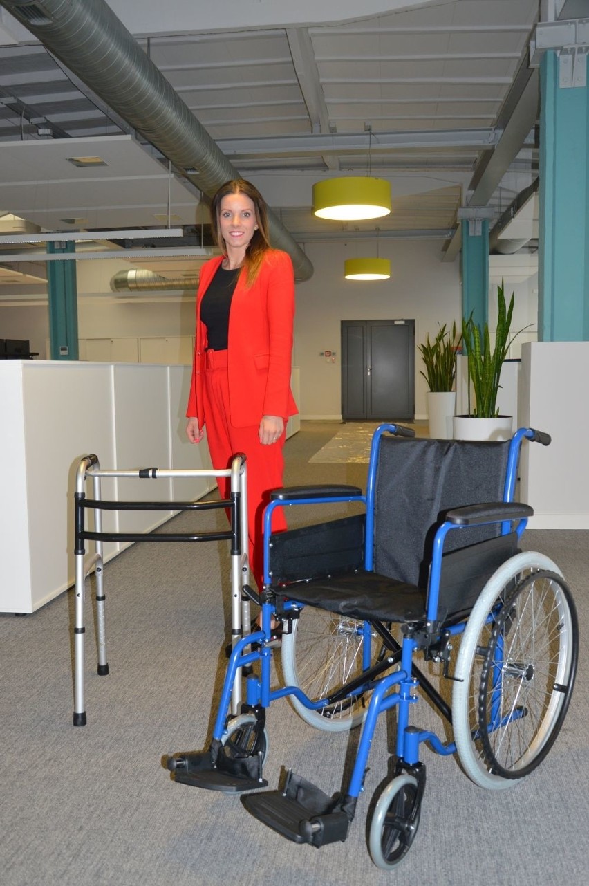 Wózki inwalidzkie, kule i chodziki w Fundacji Eco Textil. Będą wypożyczać za darmo 