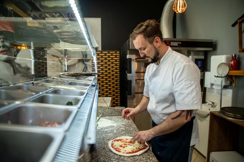 Zambrowska pizzeria brała udział w programie "Kuchenne...