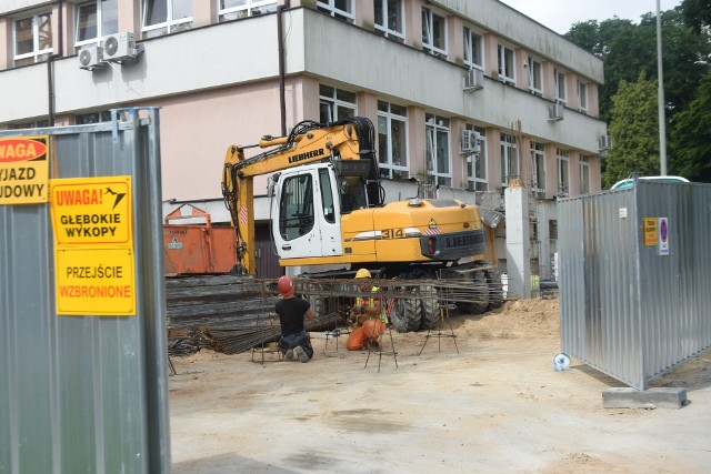Trwa modernizacja budynku Starostwa Powiatowego w Przysusze.
