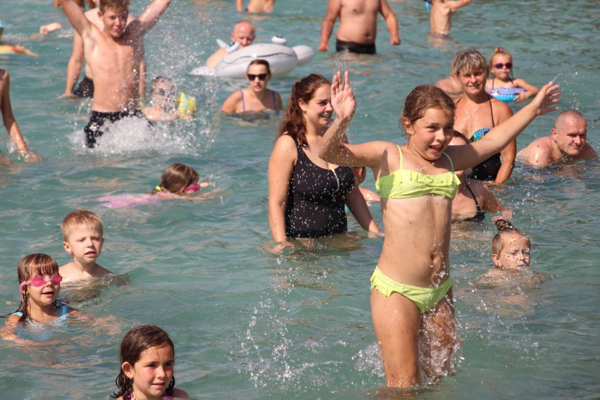 Aqua aerobik i inne atrakcje Kąpieliska Leśnego w Gliwicach ZDJĘCIA