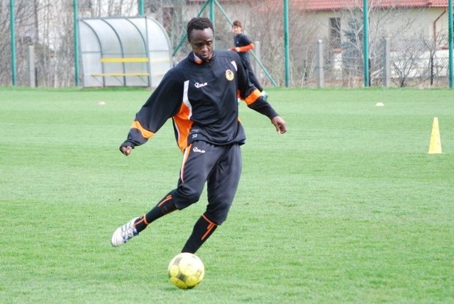 Piłkarz KSZO Ostrowiec Pape Samba Ba na koncie ma pięć występów w pierwszej reprezentacji Senegalu.