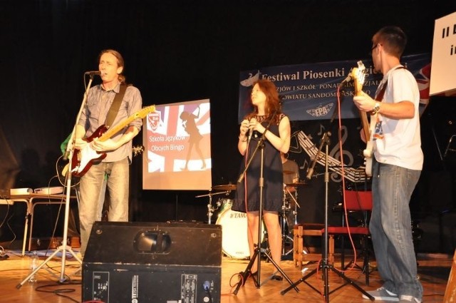 Recital w czasie festiwalu dał brytyjski muzyk Liam MacMhurri. Jeden utwór wykonał razem z młodzieżą z II Liceum Ogólnokształcącego w Sandomierzu.