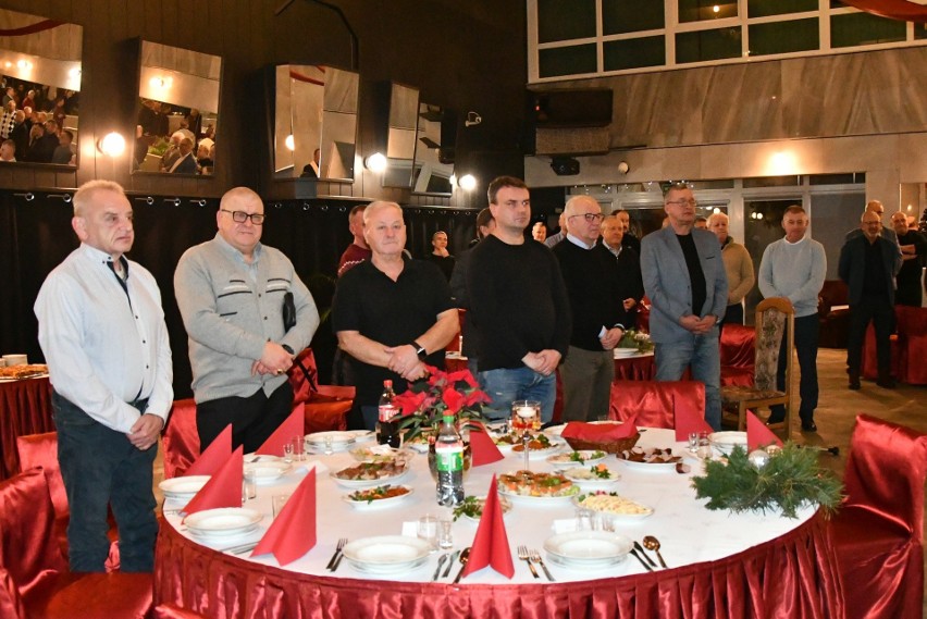 W Kielcach odbyło się wyjątkowe Spotkanie Opłatkowe rodziny Korony Kielce. Uczestniczyli w nim byli zawodnicy, legendy tego klubu 