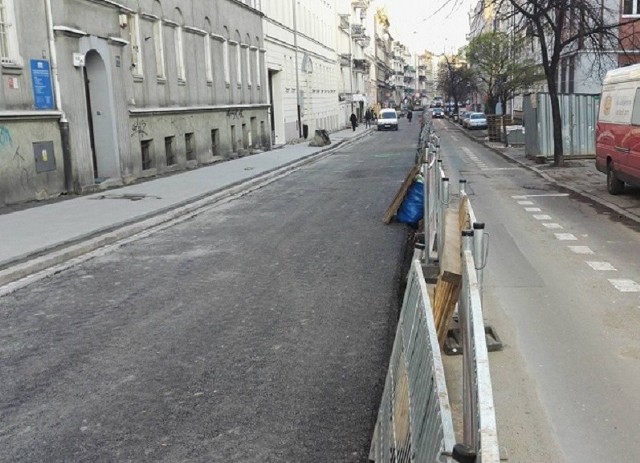 Poznań: Kolejny etap remontu ulicy Rybaki już się rozpoczął. Koniec w maju