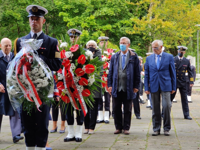 Gdyńskie obchody 81. rocznicy agresji sowieckiej na Polskę. Oddano hołd pomordowanym na wschodzie