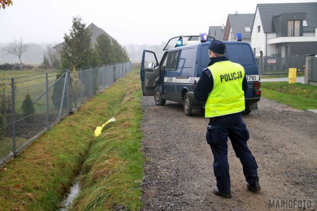 Tragedia na os. Malina w Opolu. W rowie znaleziono ludzkie ciało.