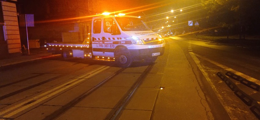 Pijany Ukrainiec spowodował wypadek w centrum Łodzi. Dwie osoby zostały ranne