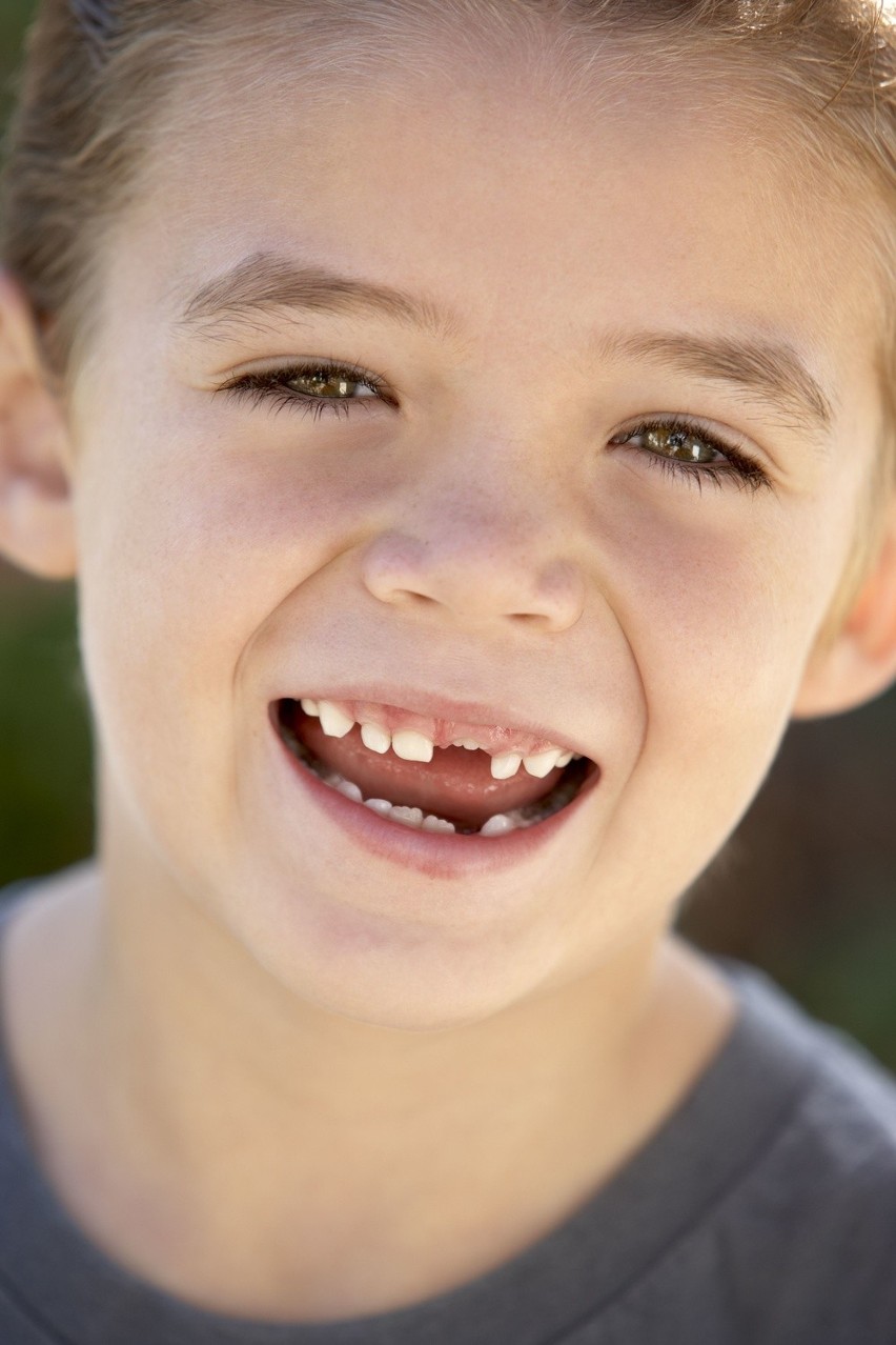 Mleczne zęby są zębami gwarantującymi późniejsze prawidłowe...