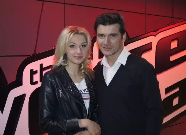 Małgosia Główka z prowadzącym "The Voice of Poland&#8221;, Tomaszem Kammelem.