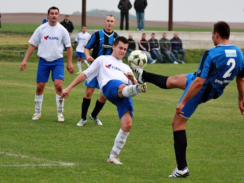 LZS Proślice - Unia Murów 0:1