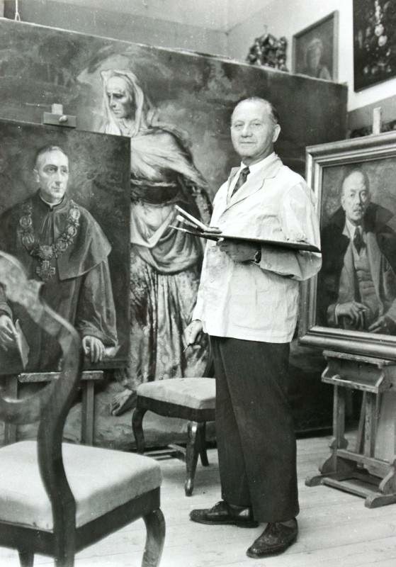 Antoni Michalak w swojej pracowni - 1966 rok