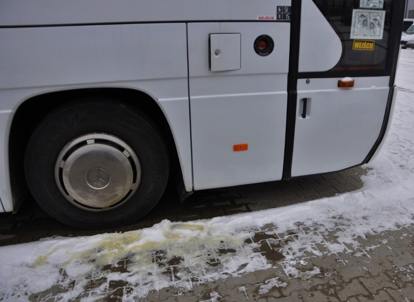 28-latak podejrzany o o kradzież paliwa m.in. z kilku autobusów w Kolnie. Grozi mu 15 lat więzienia
