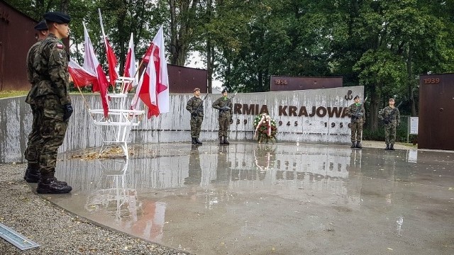 W Lesznie powstanie skwer Marii i Lecha Kaczyńskich oraz pomnik generała Józefa Hallera.
