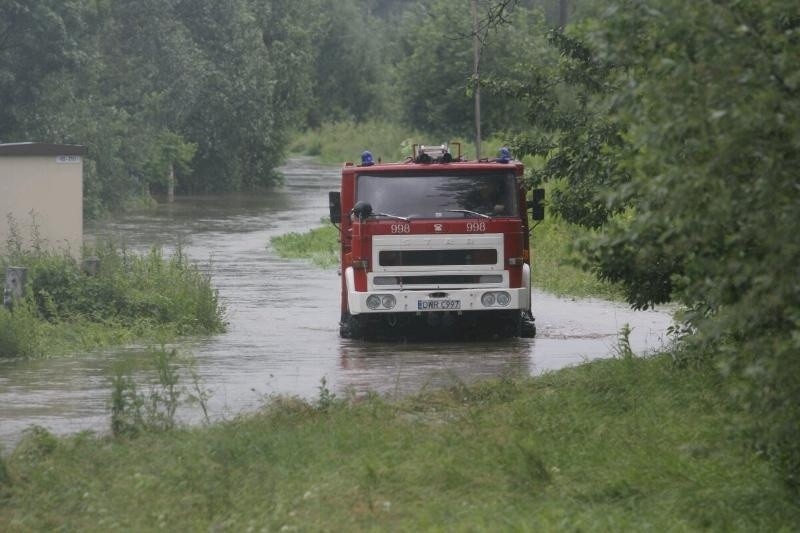 Powódź w gminie Kąty Wrocławskie (ZDJĘCIA)