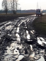 Ruszyło śledztwo w sprawie fatalnych dróg w powiecie nowotomyskim 