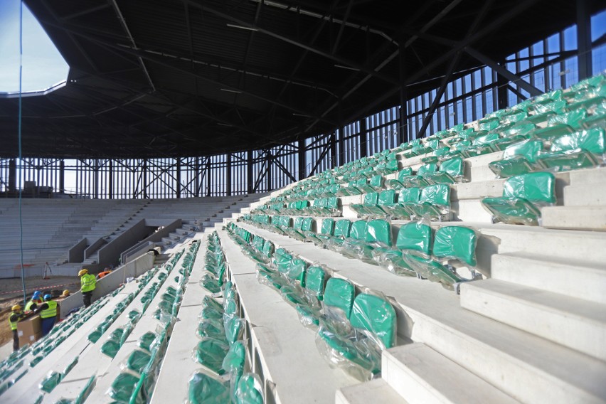 Budowa stadionu piłkarskiego w Sosnowcu powoli zbliża się ku...