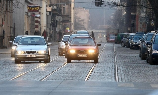 Z ul. Tuwima zniknie stare torowisko tramwajowe.