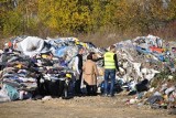 Sławków. Tony nielegalnych odpadów, zalegające od 2015 roku, mają wreszcie zniknąć. Jest decyzja RDOŚ, kolej ma udostępnić teren 