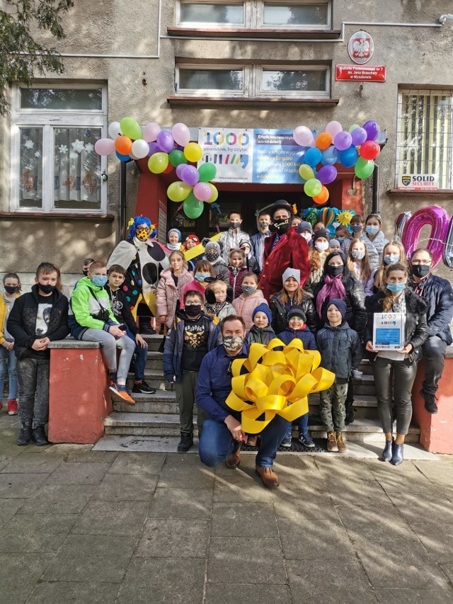 Szkoła Podstawowa nr 7 w Myszkowie wygrała konkurs Empiku "1000 powodów aby czytać"