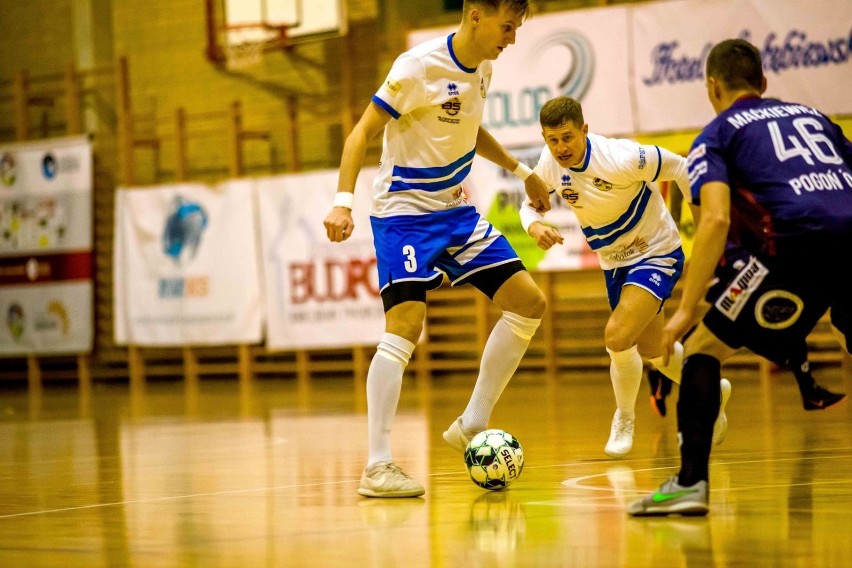 Futsaliści MOKS Słoneczny Stok w pierwszym tegorocznym...