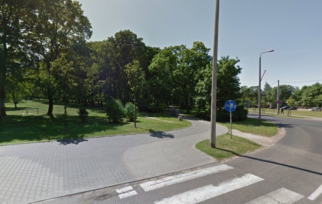 Park przy ul. Waryńskiego w Toruniu