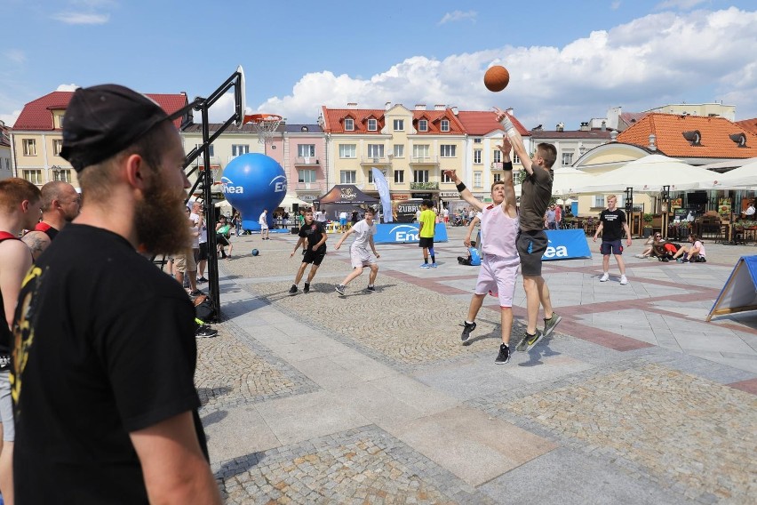 Ze względu na złą pogodę sobotni turniej Enea Streetball...