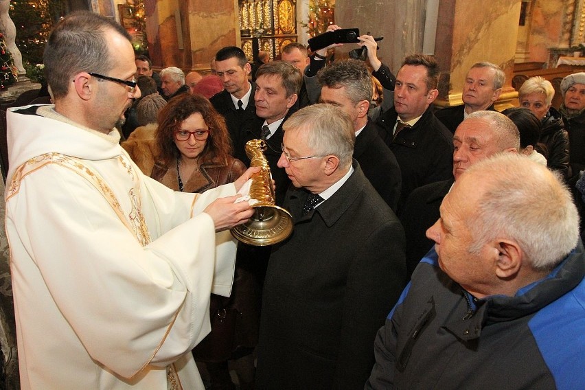 Błogosławiony Wincenty Kadłubek patronem Jędrzejowa. Mszę sprawował Nuncjusz Apostolski