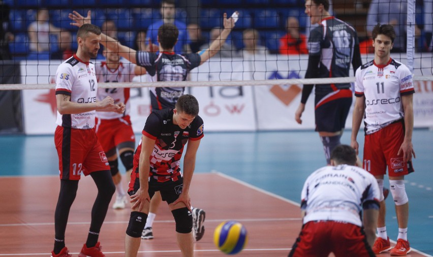 Asseco Resovia przegrała u siebie z Biełogorie Biełgorod 0:3...